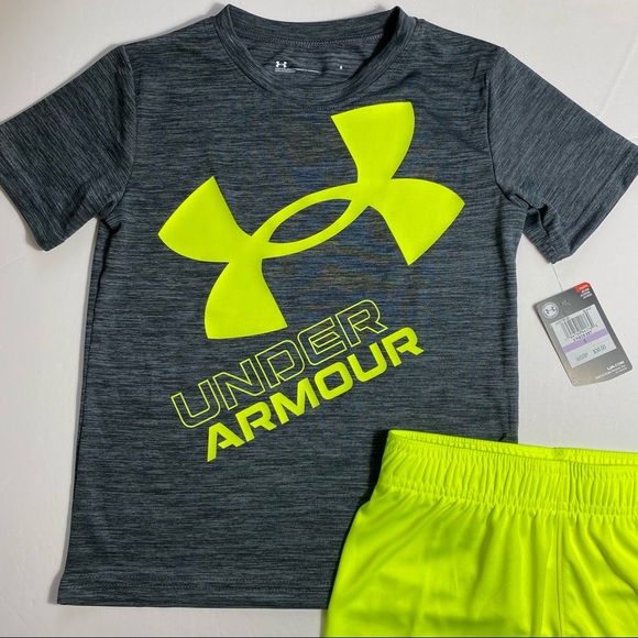 Under Armour Boys Tee Shirt & Shorts Set Outfit - Picture 2 of 7